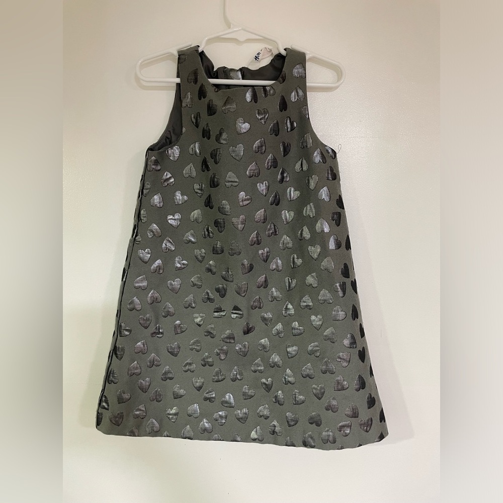 Girls dress. Charcoal with hearts. Barely worn. Box12